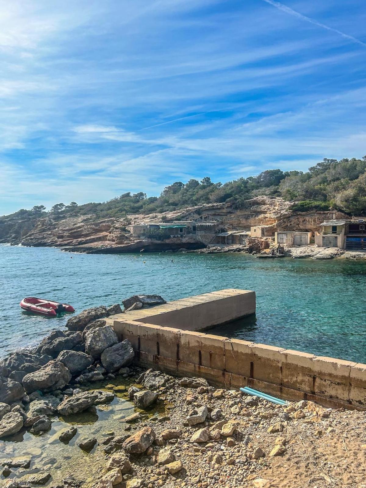 Charmant Chalet A 2 Min De La Mer Et Piscine Accessible Villa Cala Tarida  Exterior photo